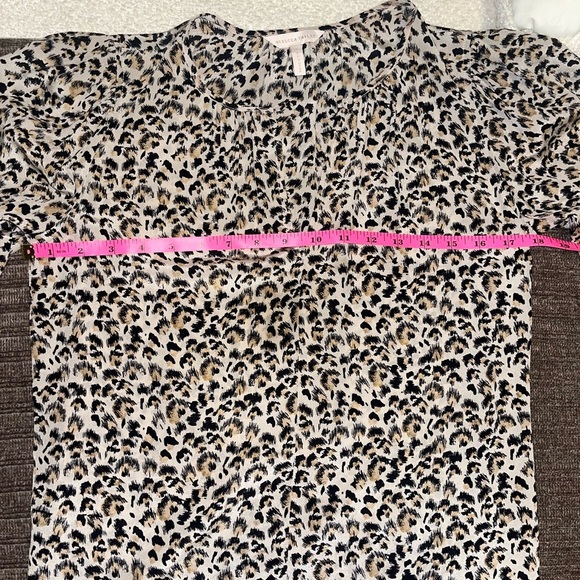 Rebecca Taylor 100% Silk Black and Cream Leopard Blouse- size 4 - Picture 4 of 6